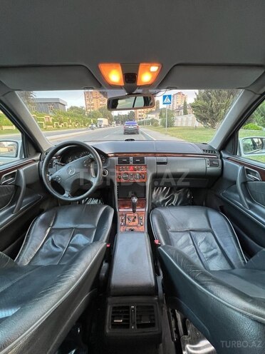 Mercedes E 240 1999, 416,000 km - 2.4 l - Bakı