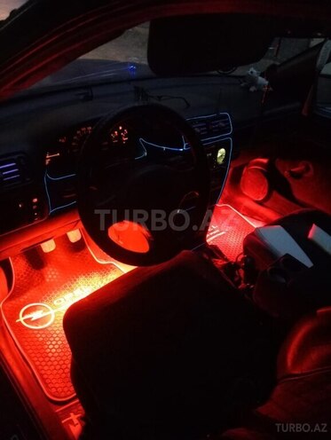 Opel Vectra 1992, 330,236 km - 2.0 l - Zaqatala