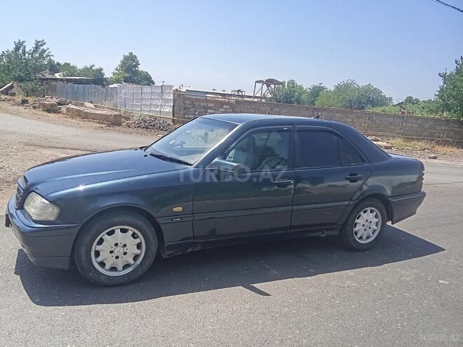 Mercedes C 220 d 1999, 409,000 km - 2.2 l - Gəncə