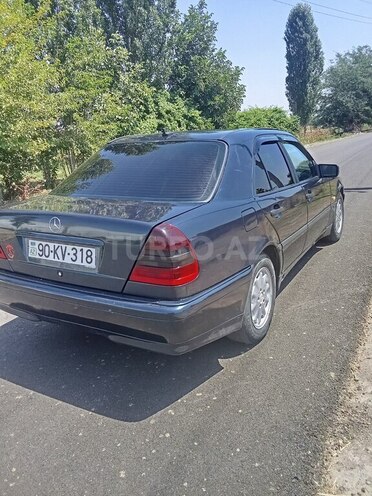 Mercedes C 220 d 1999, 409,000 km - 2.2 l - Gəncə