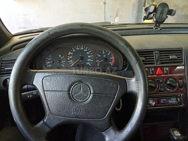 Mercedes C 220 d 1999, 409,000 km - 2.2 l - Gəncə