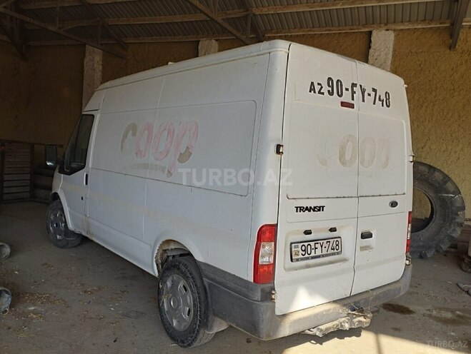 Ford Transit 2008, 500,000 km - 2.4 л - Ucar