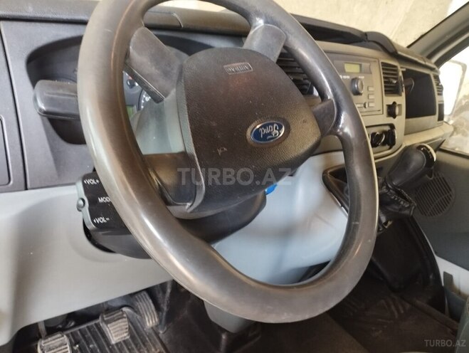 Ford Transit 2008, 500,000 km - 2.4 л - Ucar
