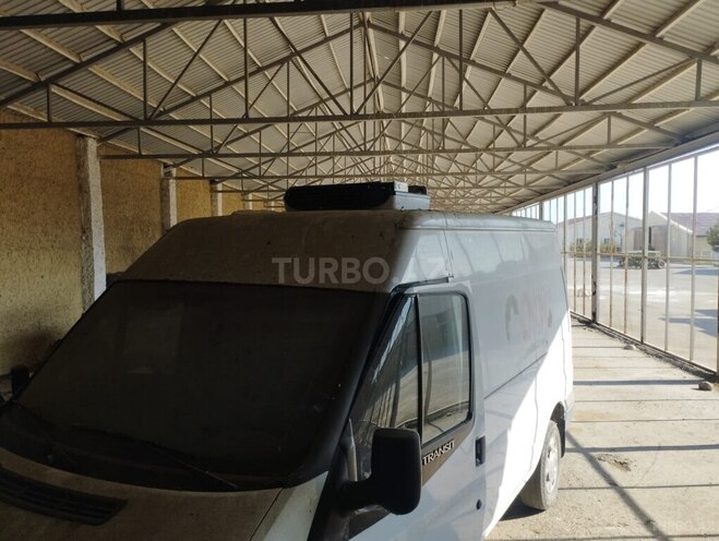 Ford Transit 2008, 500,000 km - 2.4 л - Ucar