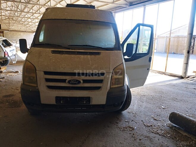 Ford Transit 2008, 500,000 km - 2.4 л - Ucar