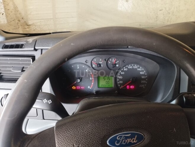 Ford Transit 2008, 500,000 km - 2.4 л - Ucar