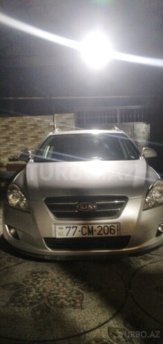 Kia  2008, 277,500 km - 1.4 l - Sumqayıt