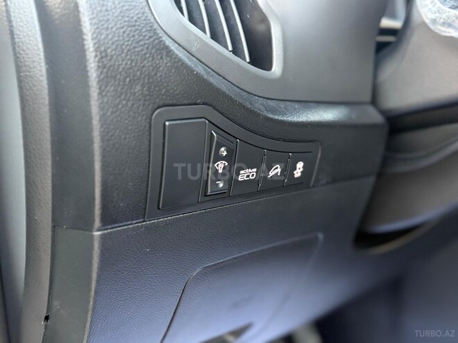 Kia Sportage 2011, 167,400 km - 2.0 l - Sumqayıt