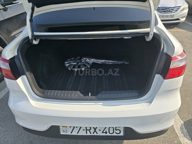 Kia Rio 2015, 241,402 km - 1.6 l - Bakı