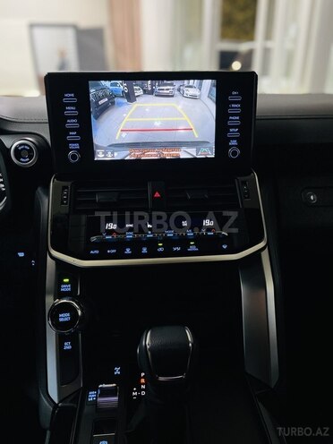 Toyota Land Cruiser 2023, 50,000 km - 3.3 l - Bakı