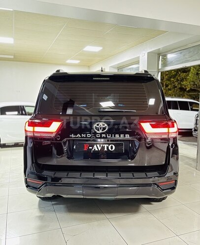 Toyota Land Cruiser 2023, 50,000 km - 3.3 l - Bakı