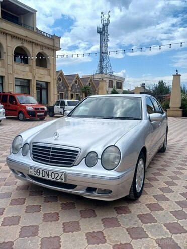 Mercedes E 240 2000, 178,000 km - 2.4 l - Gəncə