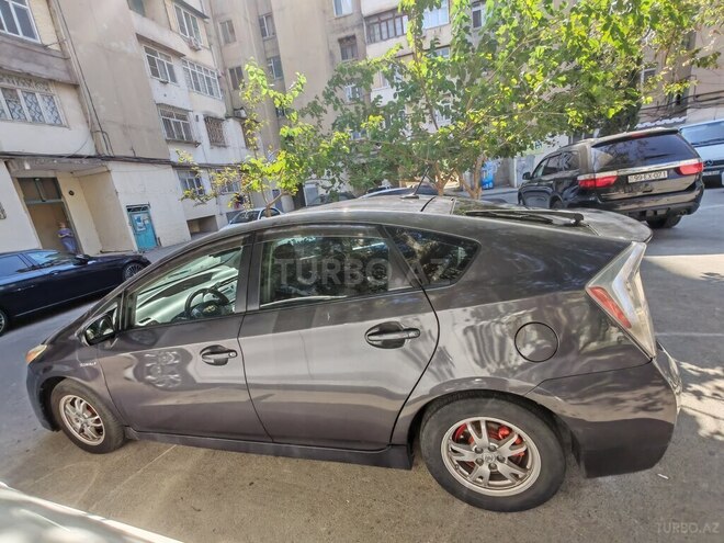 Toyota Prius 2011, 350,000 km - 1.8 l - Bakı