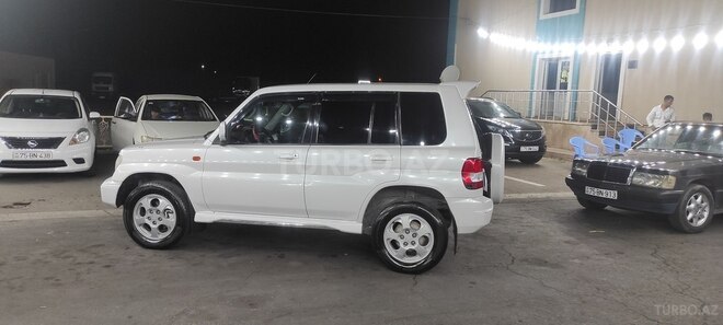 Mitsubishi Pajero io 2000, 284,000 km - 1.8 l - Naxçıvan