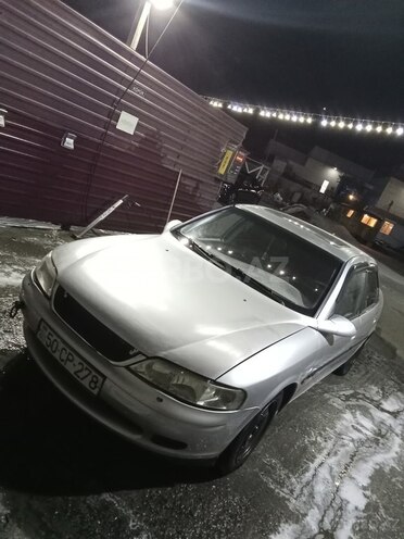 Opel Vectra 1998, 337,000 km - 1.8 l - Bakı