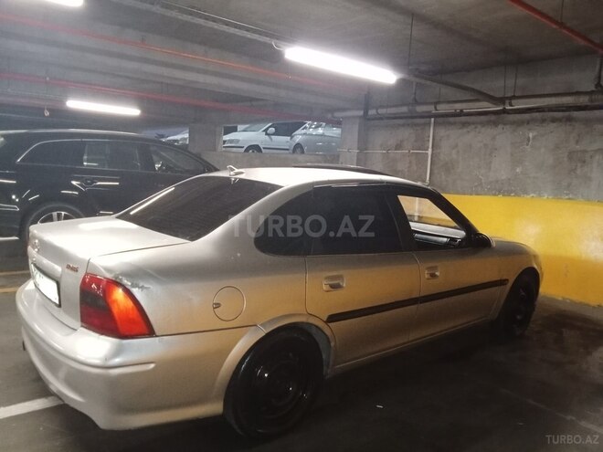 Opel Vectra 1998, 337,000 km - 1.8 l - Bakı