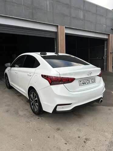 Hyundai Accent 2019, 230,000 km - 1.6 l - Bakı