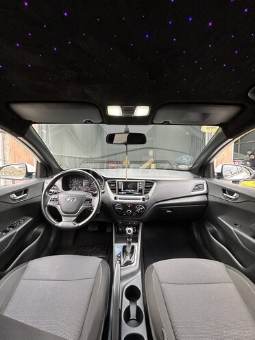 Hyundai Accent 2019, 230,000 km - 1.6 l - Bakı