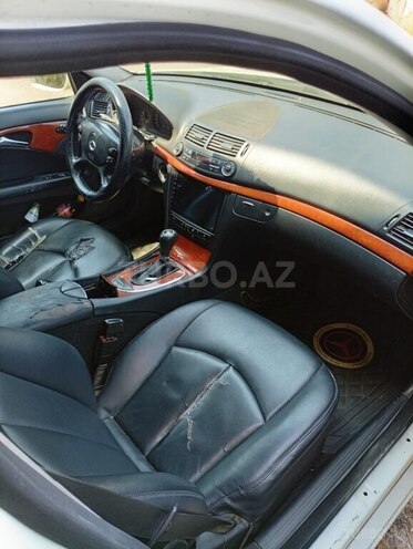 Mercedes E 200 d 2008, 554,000 km - 2.2 l - Bakı