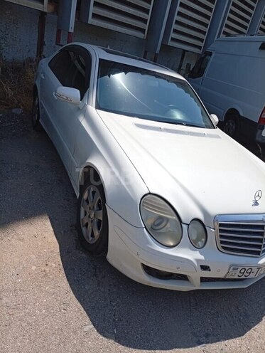 Mercedes E 200 d 2008, 554,000 km - 2.2 l - Bakı