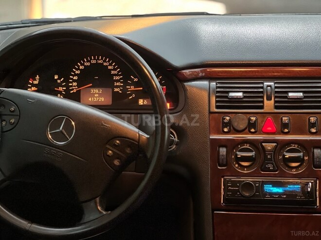 Mercedes E 220 1999, 413,000 km - 2.2 l - Lənkəran