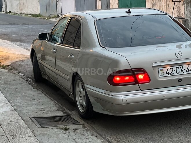 Mercedes E 220 1999, 413,000 km - 2.2 l - Lənkəran