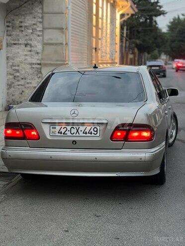 Mercedes E 220 1999, 413,000 km - 2.2 l - Lənkəran