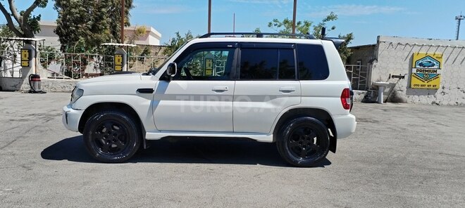 Mitsubishi Pajero io 2000, 350,000 km - 2.0 l - Bakı
