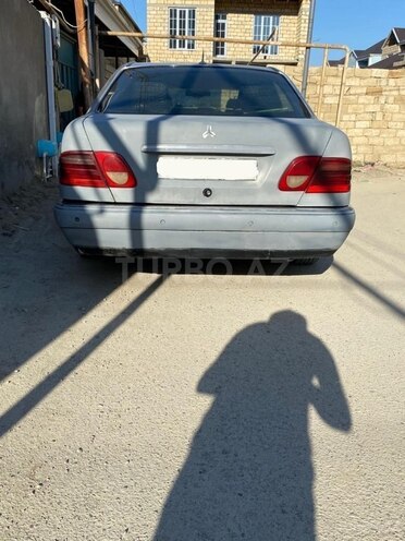 Mercedes E 220 d 1996, 500,000 km - 2.2 l - Bakı