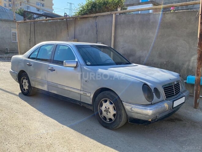 Mercedes E 220 d 1996, 500,000 km - 2.2 l - Bakı