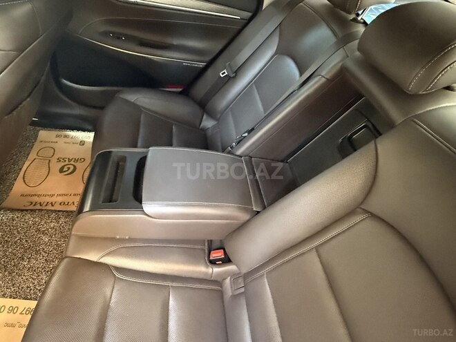 Hyundai Grandeur 2018, 215,000 km - 2.2 л - Bakı