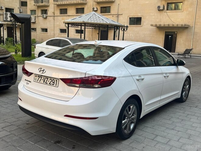 Hyundai Elantra 2016, 65,000 km - 2.0 l - Bakı
