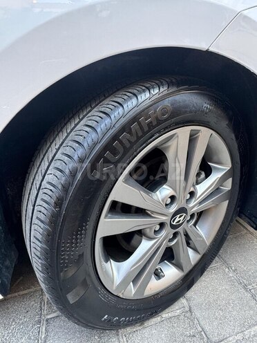 Hyundai Elantra 2016, 65,000 km - 2.0 l - Bakı
