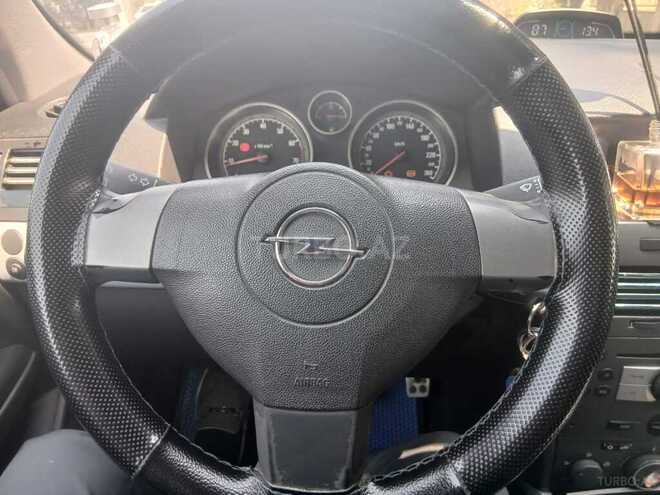 Opel Astra 2005, 40,000 km - 1.8 l - Gəncə