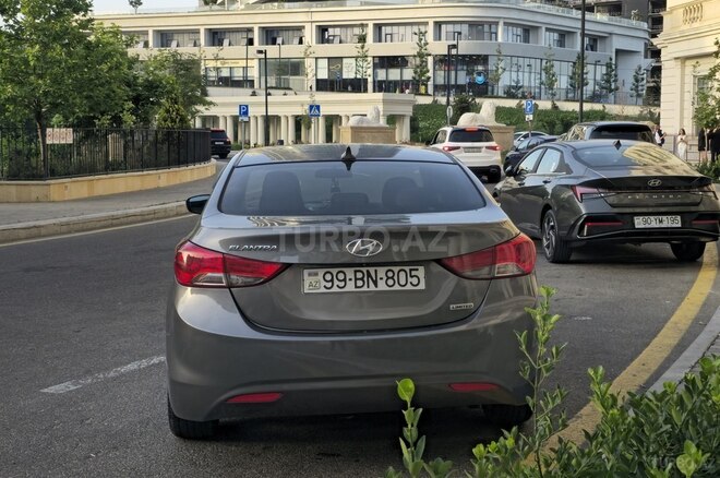 Hyundai Elantra 2013, 246,230 km - 1.8 l - Bakı