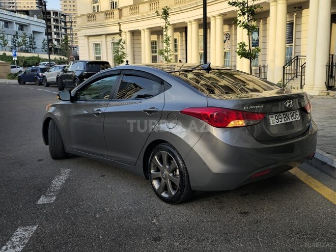 Hyundai Elantra 2013, 246,230 km - 1.8 l - Bakı