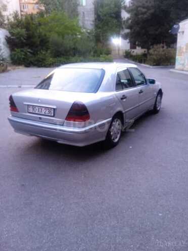 Mercedes C 200 1999, 270,000 km - 2.0 l - Bakı