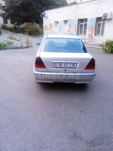 Mercedes C 200 1999, 270,000 km - 2.0 l - Bakı