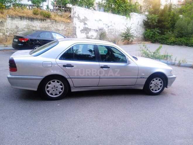 Mercedes C 200 1999, 270,000 km - 2.0 l - Bakı