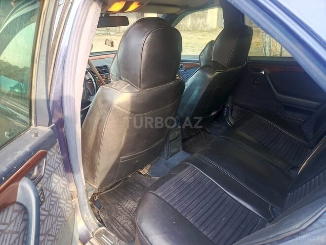 Mercedes C 220 1995, 650,000 km - 2.2 l - Sabirabad