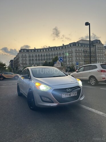 Hyundai i30 2012, 287,600 km - 1.4 l - Bakı