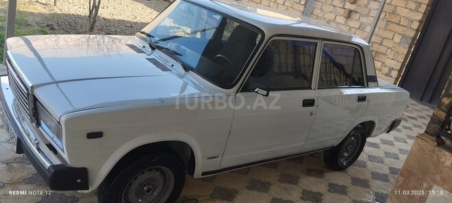 LADA (VAZ) 2107 2004, 328,000 km - 1.6 л - Yevlax
