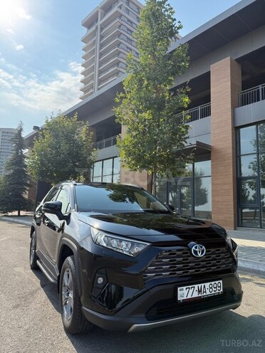 Toyota RAV4 2023, 10,000 km - 2.5 л - Bakı