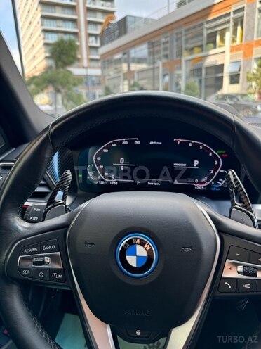 BMW 330e 2022, 105,000 km - 2.0 l - Bakı