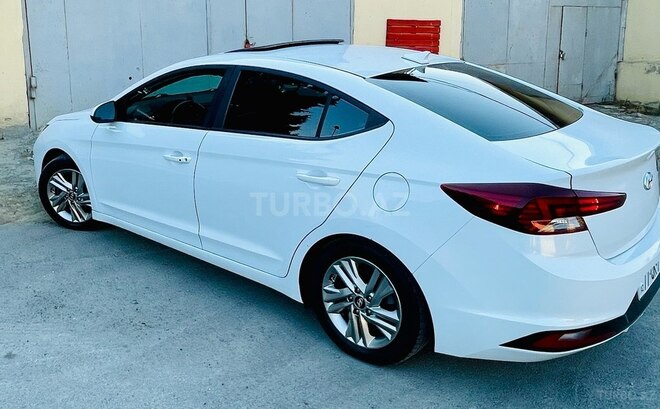 Hyundai Elantra 2019, 223,600 km - 2.0 l - Bakı