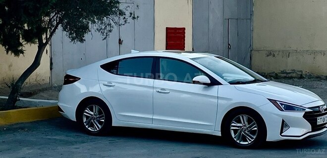 Hyundai Elantra 2019, 223,600 km - 2.0 l - Bakı