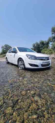 Opel Astra 2009, 300,000 km - 1.4 l - Ağstafa