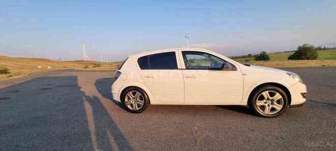 Opel Astra 2009, 300,000 km - 1.4 l - Ağstafa