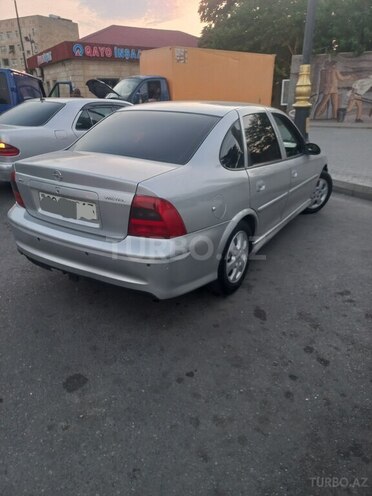 Opel Vectra 2001, 413,379 km - 1.6 l - Bakı