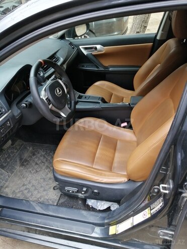 Lexus CT 200h 2011, 560,000 km - 1.8 л - Bakı